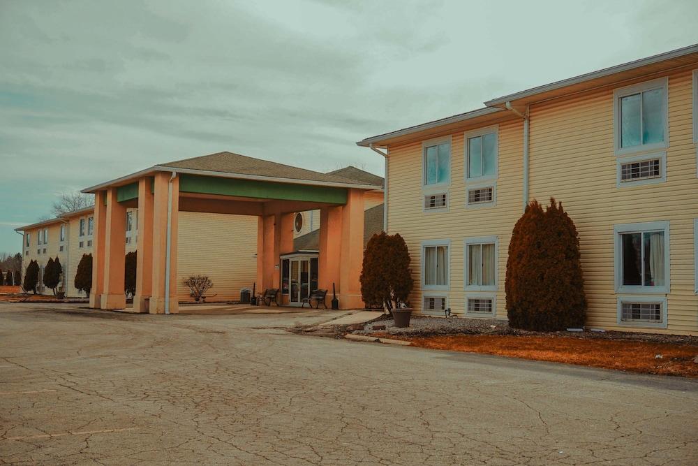 American Inn & Suites Дънди Екстериор снимка